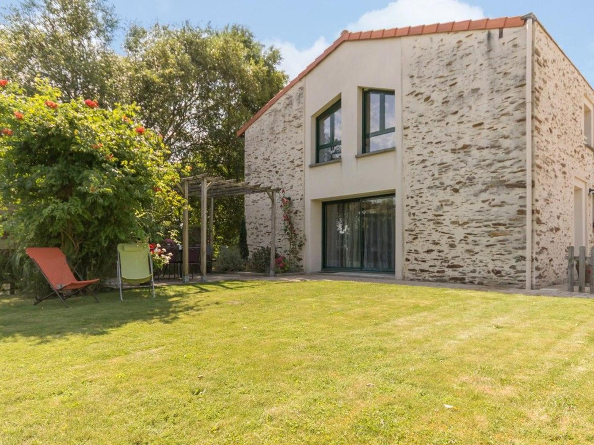 Charmante Maison Renovee A 300M De La Loire Avec Jardin, Terrasse, Wifi Et Equipements Bebe - Fr-1-306-815 Saint-Julien-de-Concelles ภายนอก รูปภาพ